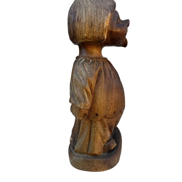 Hand-Carved Solid Wood Figurine Of A Choir Boy Singing Holding Basket - Picture 5 of 10